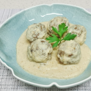 Albondigas de carne en salsa de crema de queso - 300 gramos 6 unidades